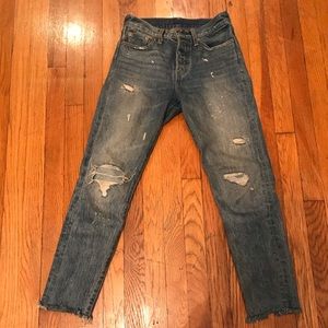 Levi’s cropped distressed wedgie fit jean